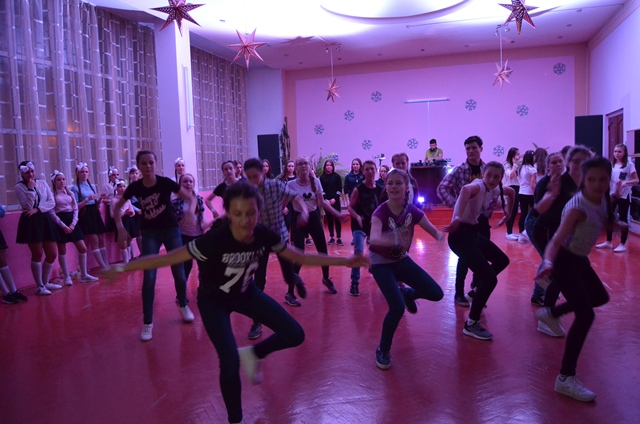 dance battle (22)