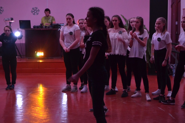 dance battle (28)