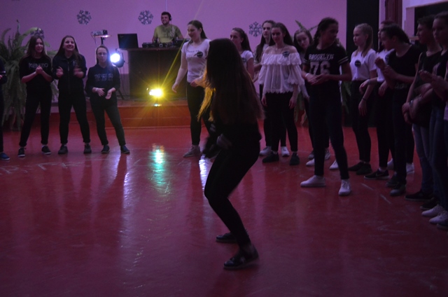 dance battle (33)