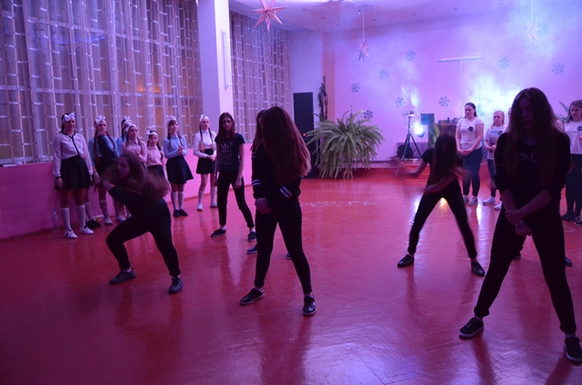 dance battle (45)