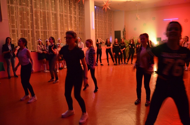 dance battle (56)