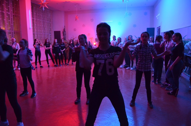 dance battle (57)